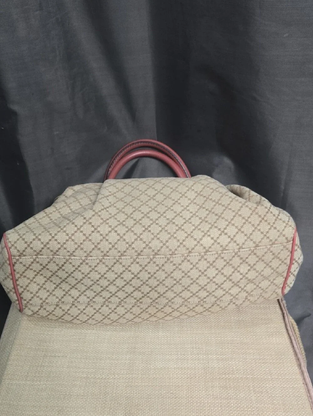 Gucci Sukey Beige Canvas Shoulder Bag with Rose Leather Trim EUC